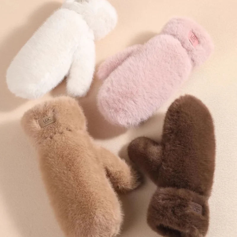 Imitation Rabbit Fur Gloves - Windproof Plush Winter Gloves in One Size