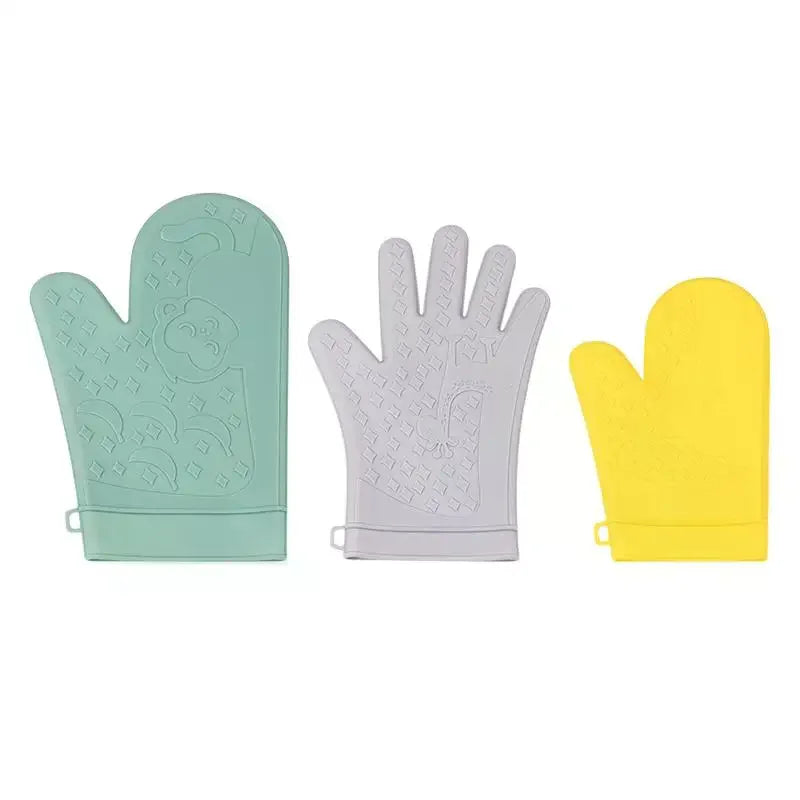 Silicone Oven Gloves - Non-Slip Professional Mitts for Baking and Grilling