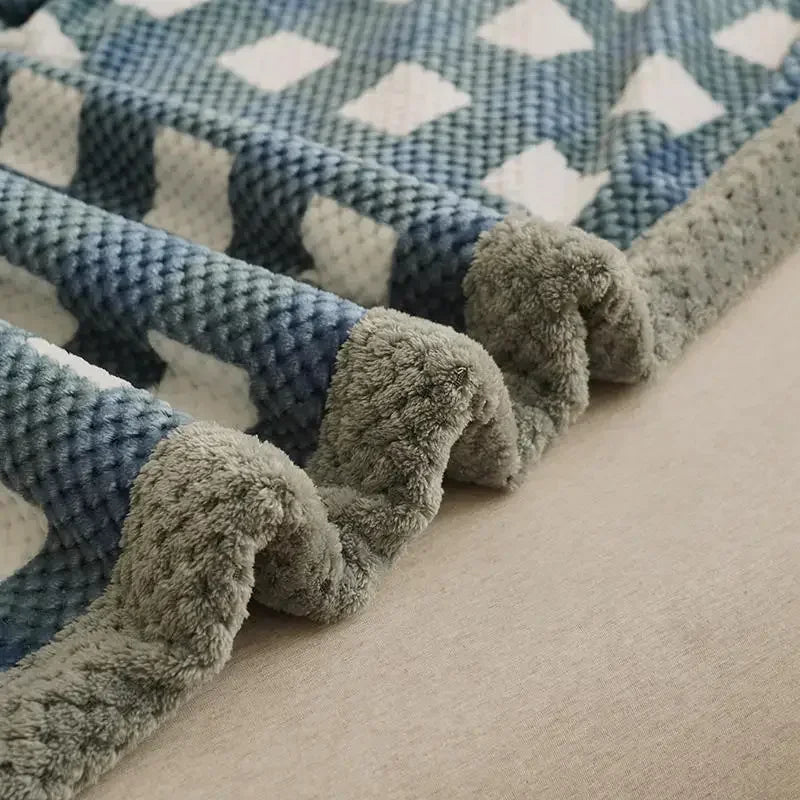 Chenille Knit Throw Blanket - Machine Washable Chunky Knit Blanket, 4 Sizes