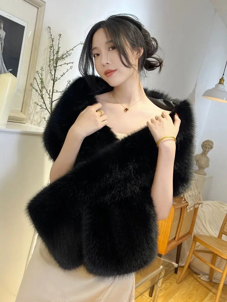 Faux Fox Fur Shawl - 26x160cm Plush Winter Wrap for Evening and Weddings