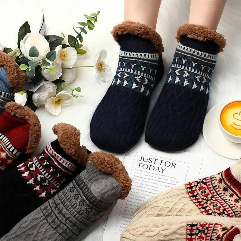 Fleece Slipper Socks - Non-Slip Knitted Home Socks in Sizes 35 to 45