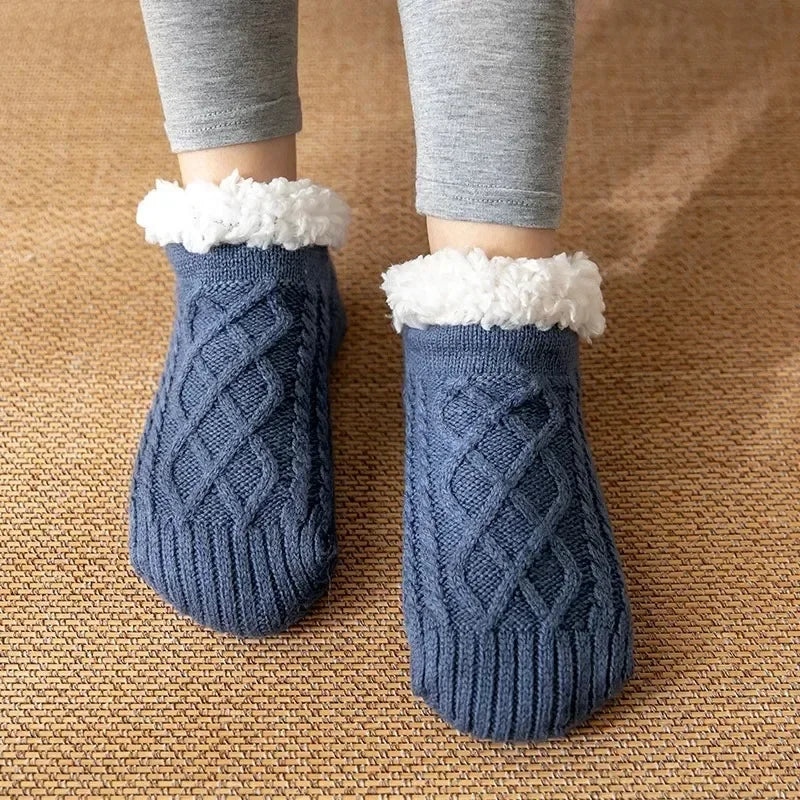 Fleece Slipper Socks - Non-Slip Knitted Home Socks in Sizes 35 to 45